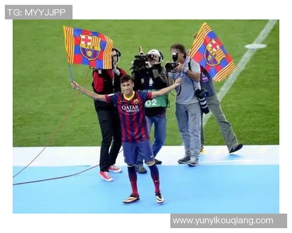 梦中成为足球明星代言人赚取丰厚收入的奇妙旅程